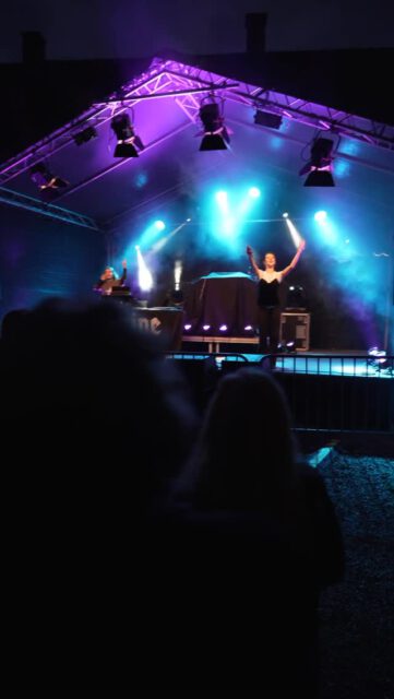 Und der vorletzte Auftritt heute mit der wunderbaren @luzineee #lmn26 #liedermachernacht #openair #musikfestival #ortenau